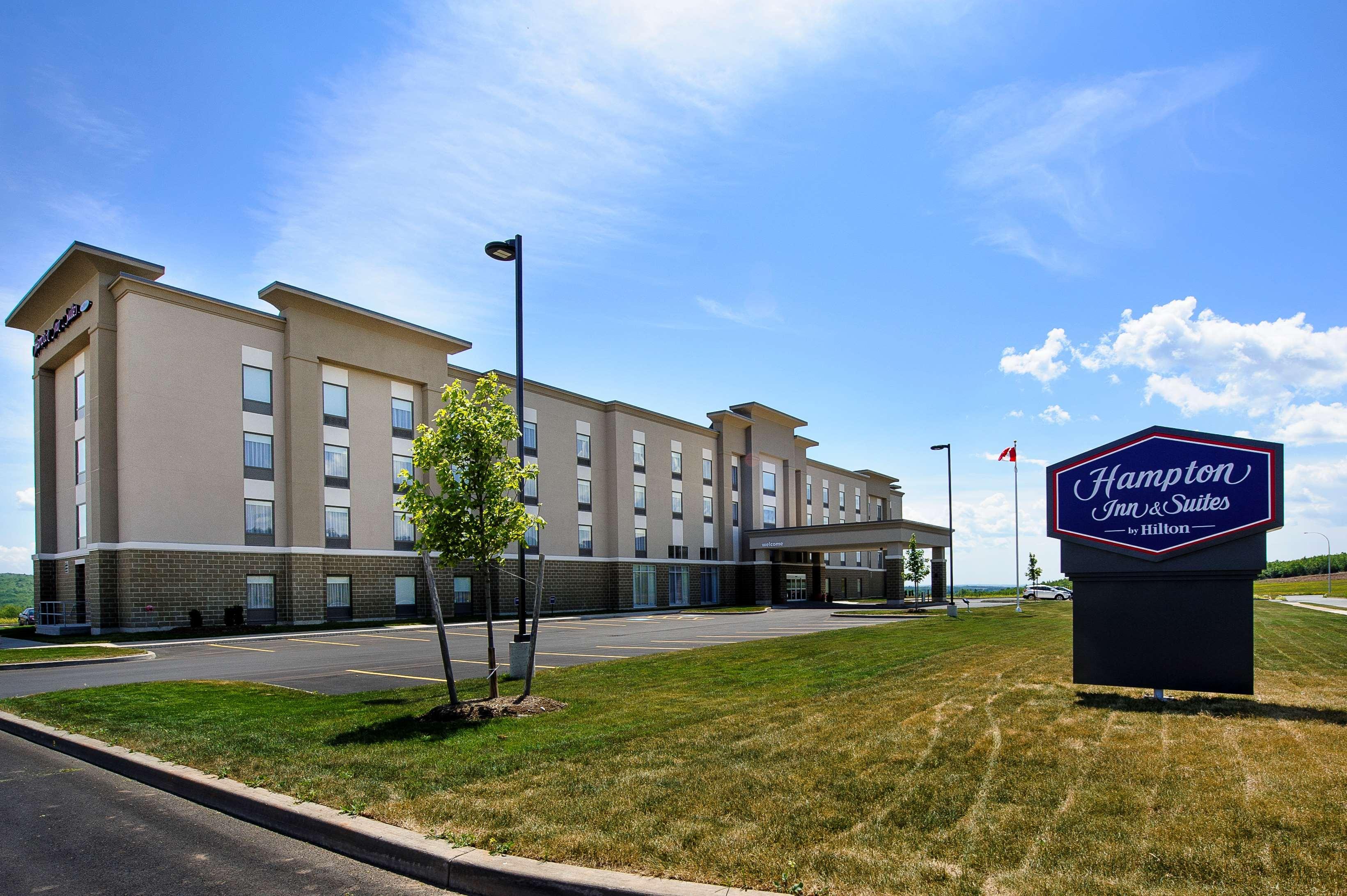 Hampton Inn & Suites Truro, Ns Екстериор снимка