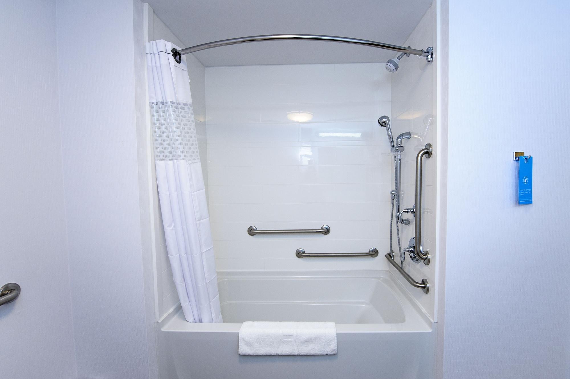 Hampton Inn & Suites Truro, Ns Екстериор снимка