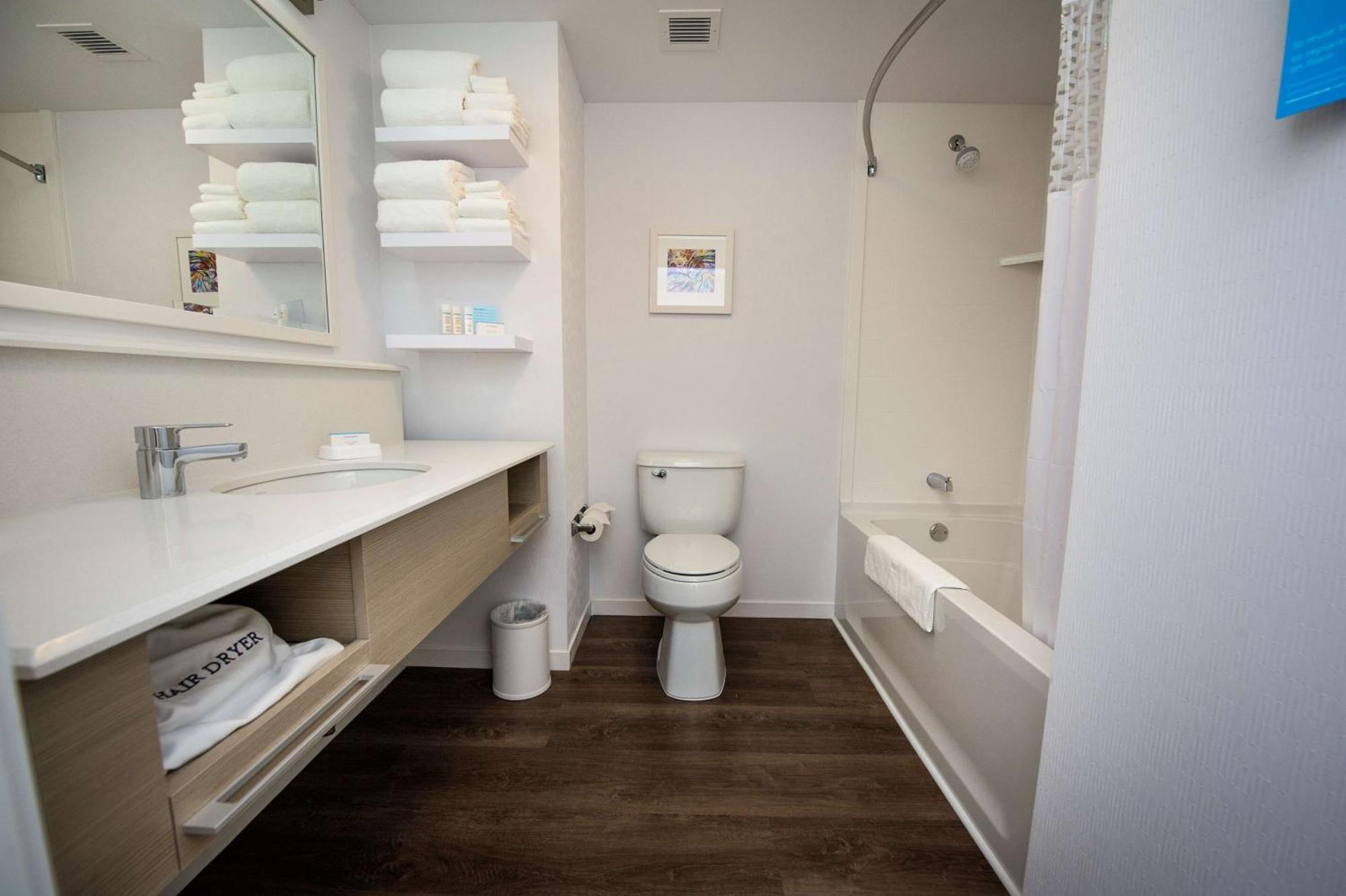 Hampton Inn & Suites Truro, Ns Екстериор снимка